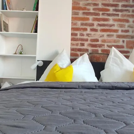 Koller Apartmanhaz *